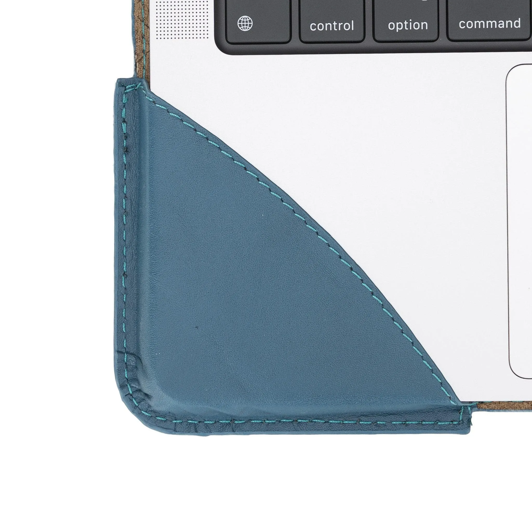 Chester Leather Sleeve for 13.3" to 16.2" Apple MacBook/Laptops