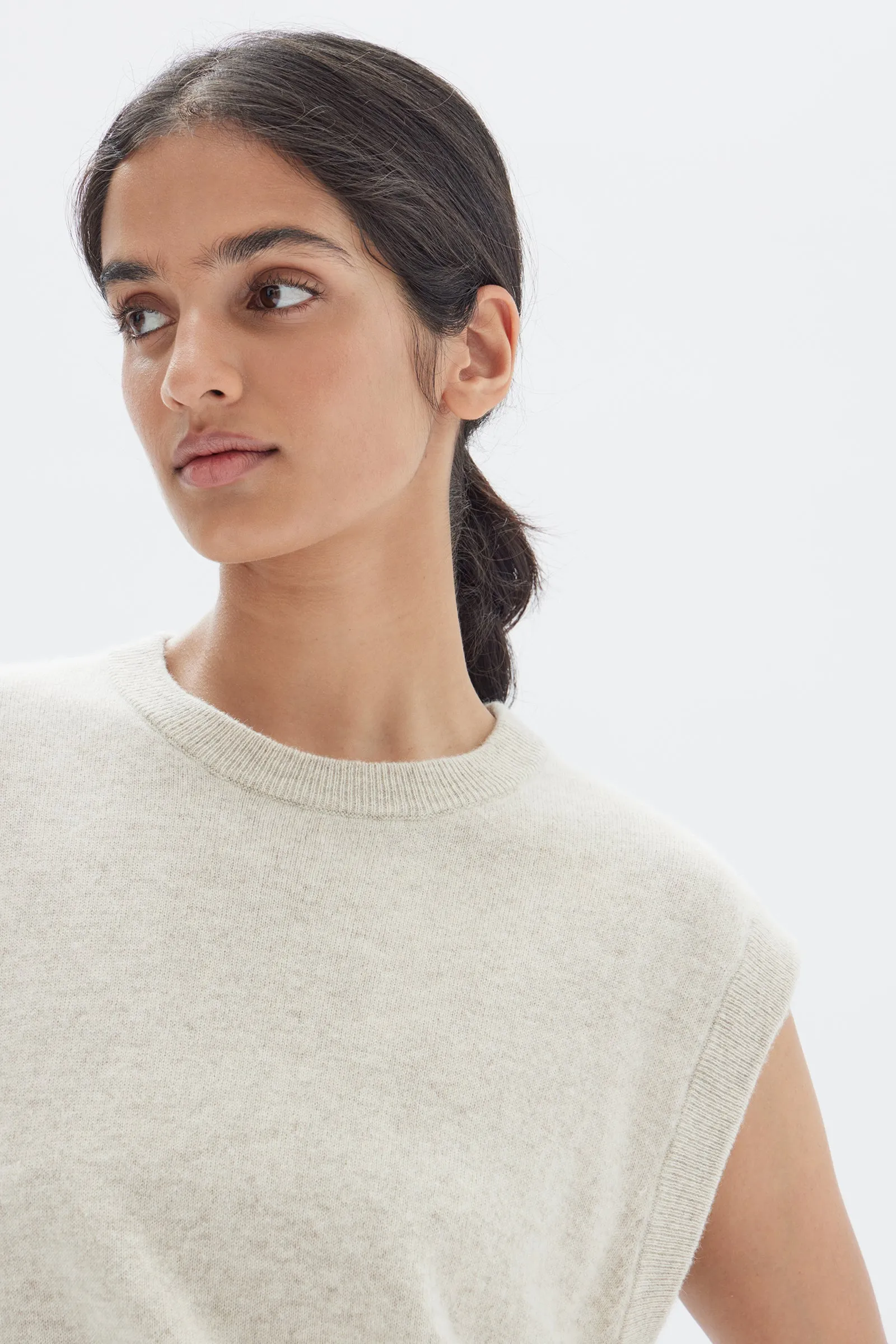 Relaxed Cashmere Vest